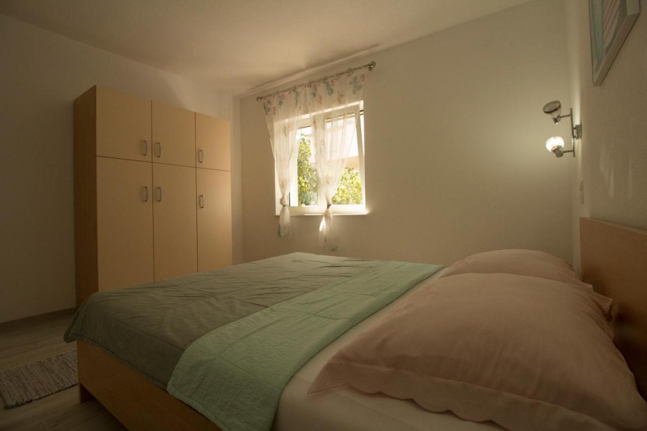 Apartmani Ana Juricev Vodice Водице Экстерьер фото