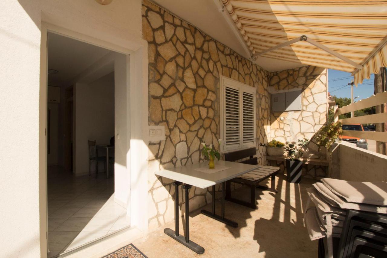 Apartmani Ana Juricev Vodice Водице Экстерьер фото