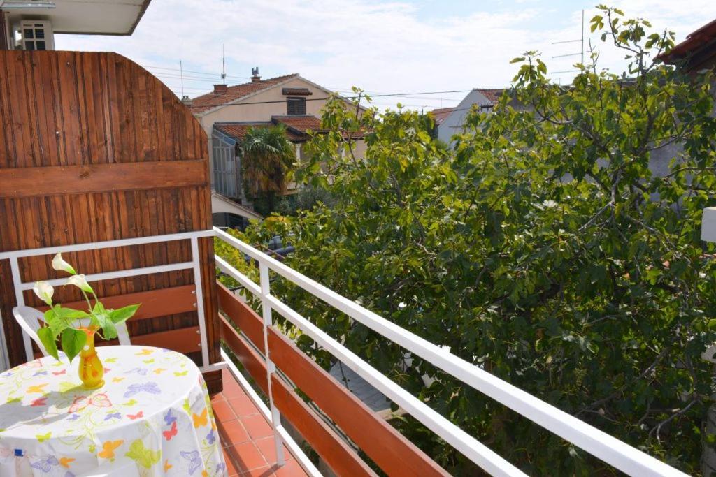 Apartmani Ana Juricev Vodice Водице Экстерьер фото