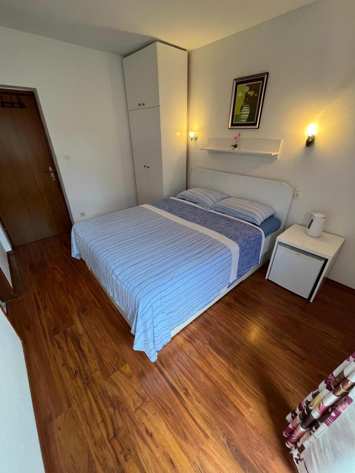 Apartmani Ana Juricev Vodice Водице Экстерьер фото
