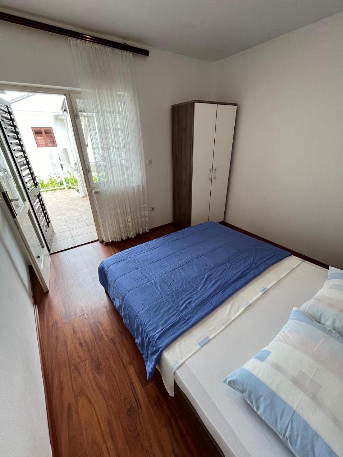 Apartmani Ana Juricev Vodice Водице Экстерьер фото