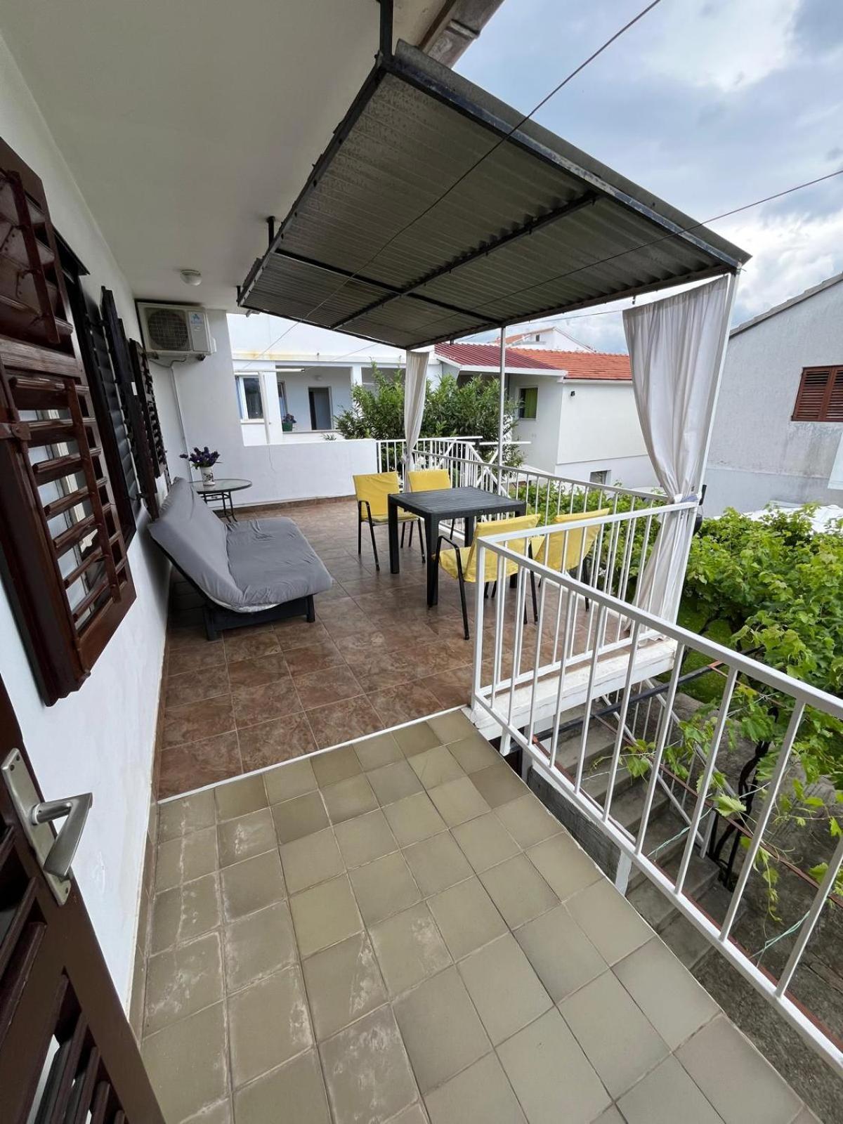 Apartmani Ana Juricev Vodice Водице Экстерьер фото