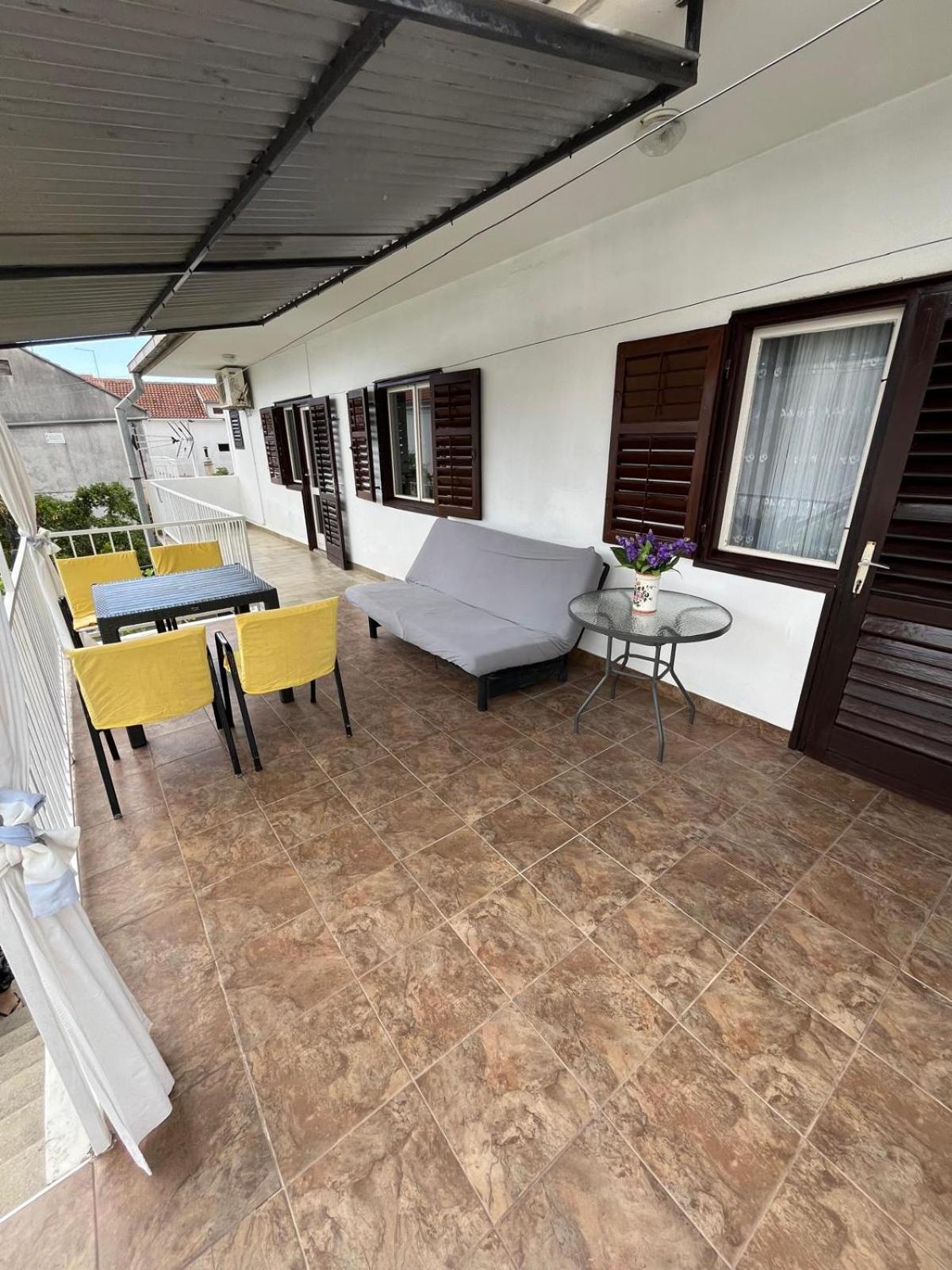 Apartmani Ana Juricev Vodice Водице Экстерьер фото