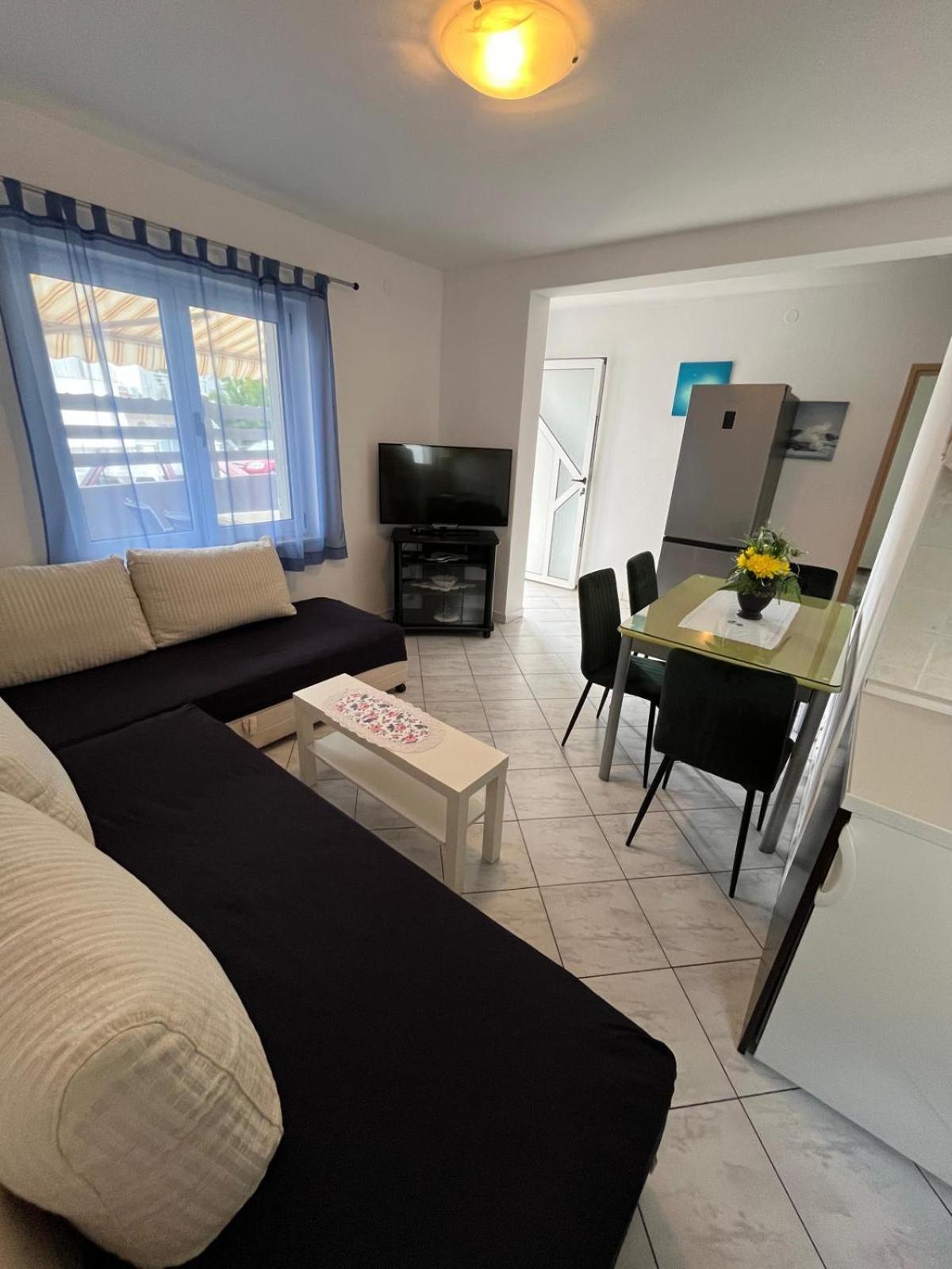 Apartmani Ana Juricev Vodice Водице Экстерьер фото