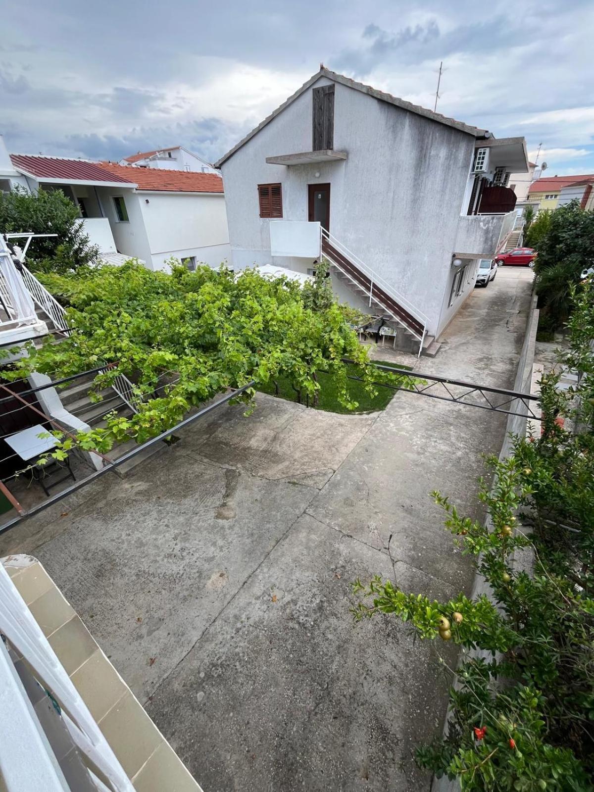 Apartmani Ana Juricev Vodice Водице Экстерьер фото