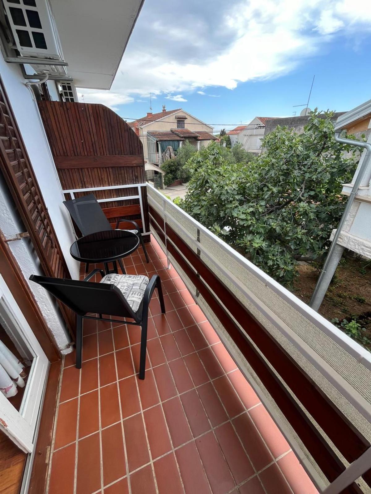 Apartmani Ana Juricev Vodice Водице Экстерьер фото